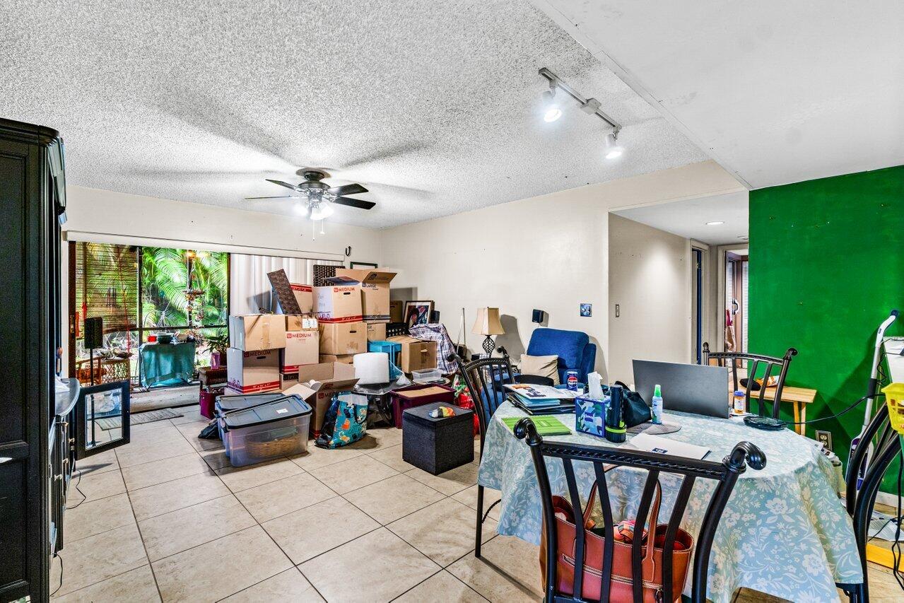 4251 Wood Ride Road, Unit B Boynton Beach, FL 33436 - Photo 4 of 7 013-4251WoodRideRoad-B-BoyntonBeach-FL-3