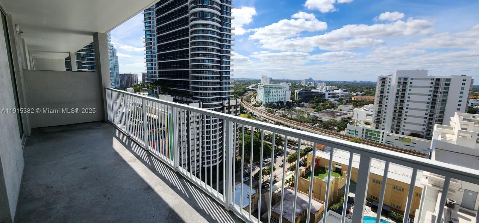 1250 South Miami Avenue, Unit 1911 Miami, FL 33130 - Photo 16 of 23 a view of balcony with city view