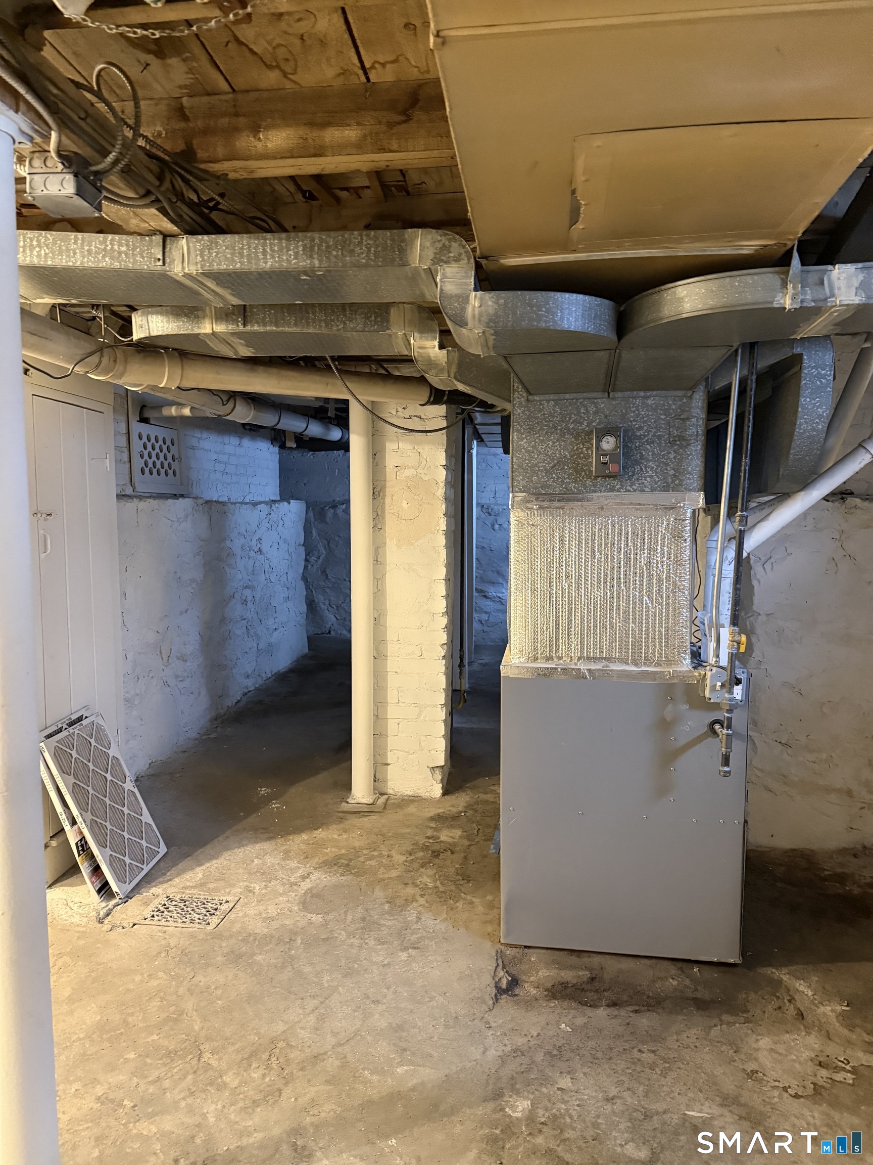 5 Winthrop Street Torrington, CT 06790 - Photo 10 of 18