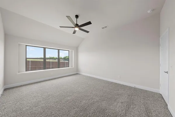 $3,250 | 1993 Daybreak Drive, Alvarado, TX 76009