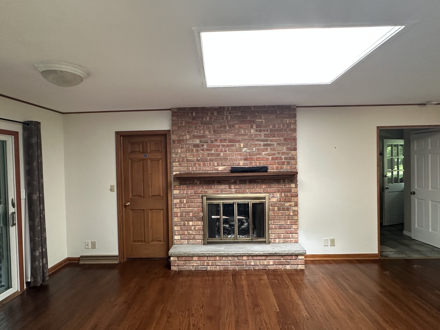 7409 Chesterfield Road Crystal Lake, IL 60012 - Photo 3 of 22