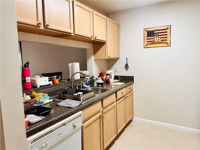 $190,000 | 3655 Habersham Road Northeast, Unit 131, Atlanta, GA 30305