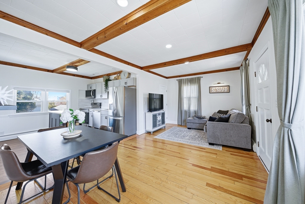 291 Oneil Road Somerset, MA 02725 - Photo 12 of 39