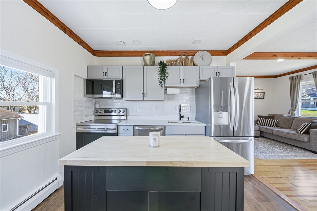 291 Oneil Road Somerset, MA 02725 - Photo 6 of 39