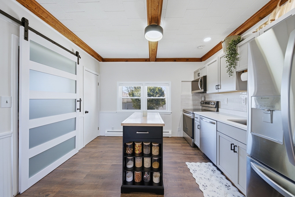 291 Oneil Road Somerset, MA 02725 - Photo 9 of 39