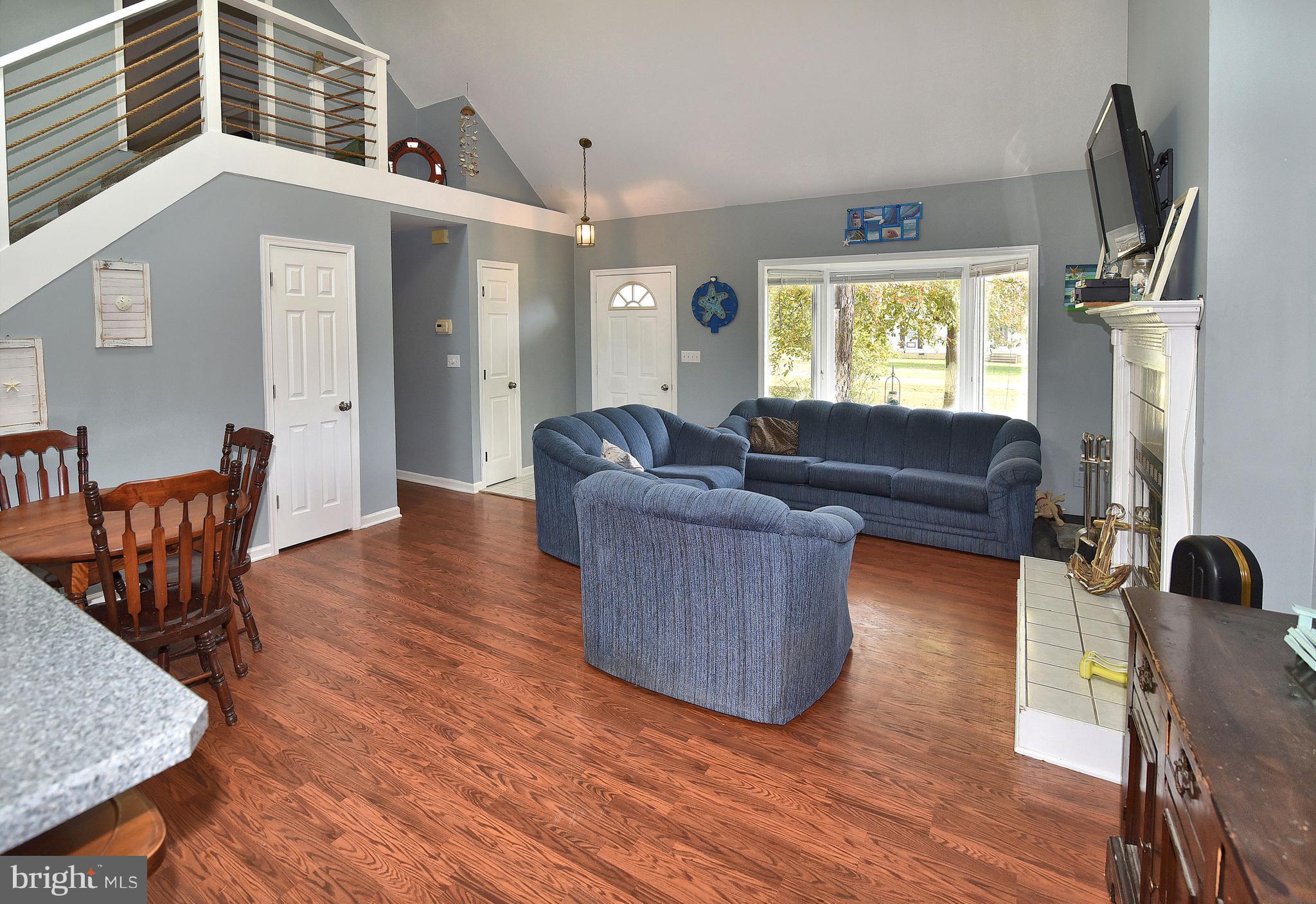 212 Long Point Road Stevensville, MD 21666 - Photo 22 of 46 Family room
