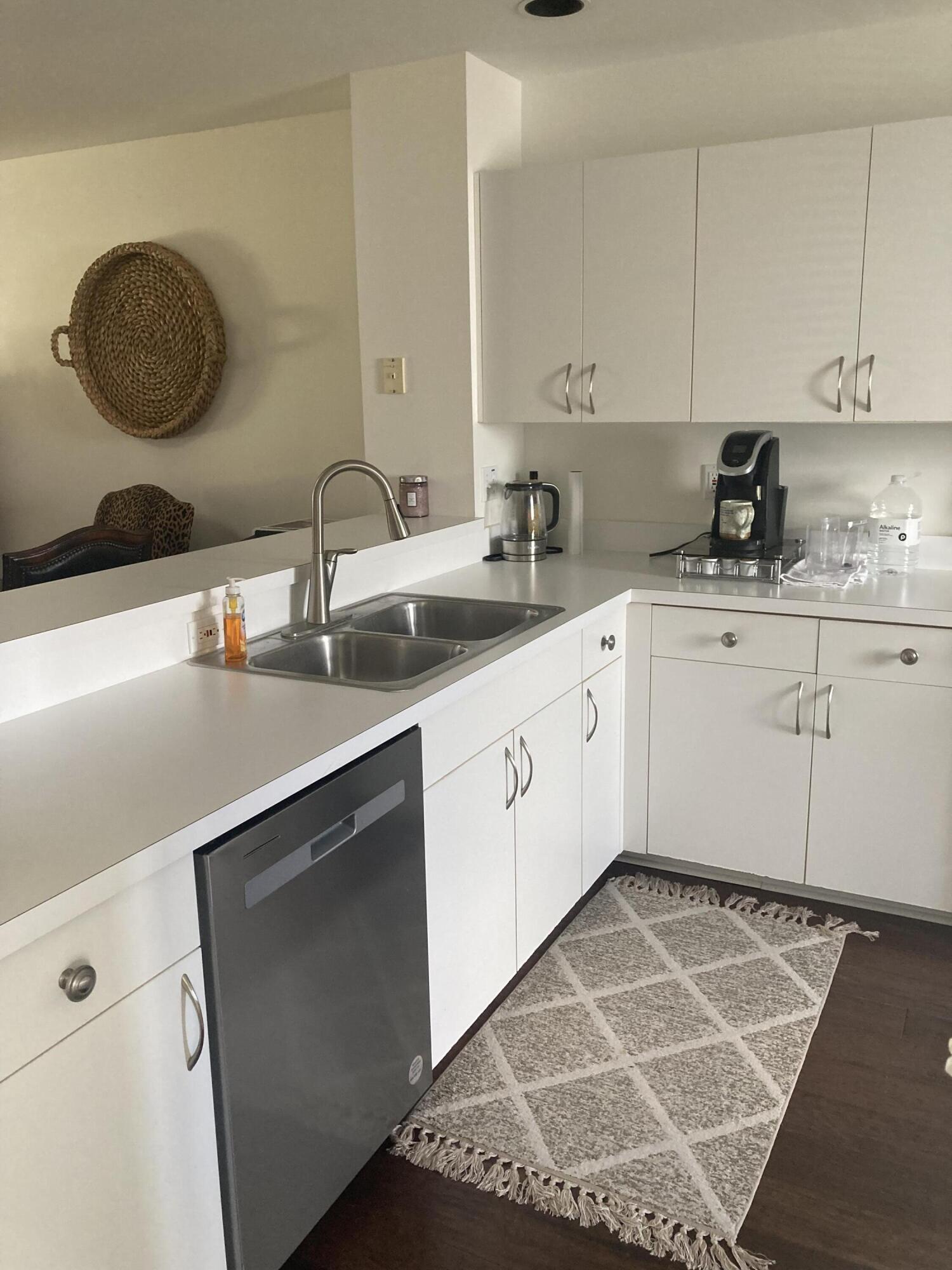 6117 Southeast Georgetown Place Hobe Sound, FL 33455 - Photo 12 of 24 image3