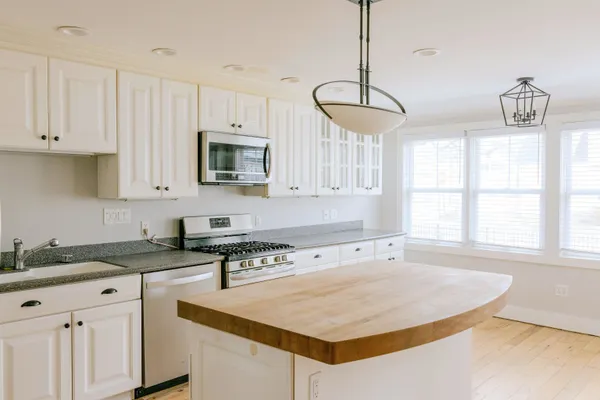 $439,000 | 38 Howard Street, Unit 38 HOWARD STREET & 56 HIGH STREET, Keene, NH 03431