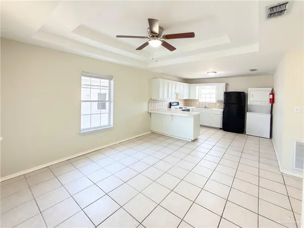 $875 | 3717 Clavel Street, Unit 8, Palmview, TX 78572