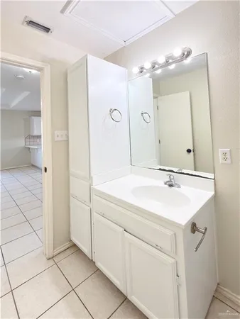 $875 | 3717 Clavel Street, Unit 8, Palmview, TX 78572