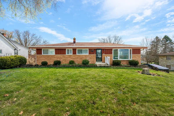 $429,900 | 1100 Alfred Street, Brookfield, WI 53005