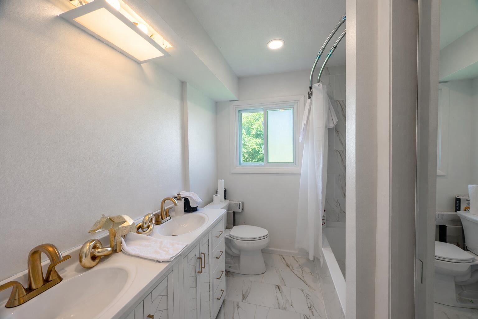 1100 Alfred Street Brookfield, WI 53005 - Photo 15 of 23 12