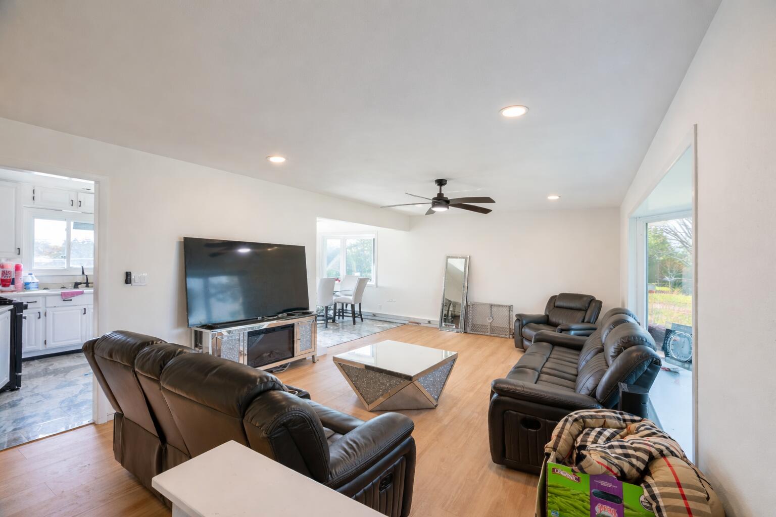 1100 Alfred Street Brookfield, WI 53005 - Photo 5 of 23 2