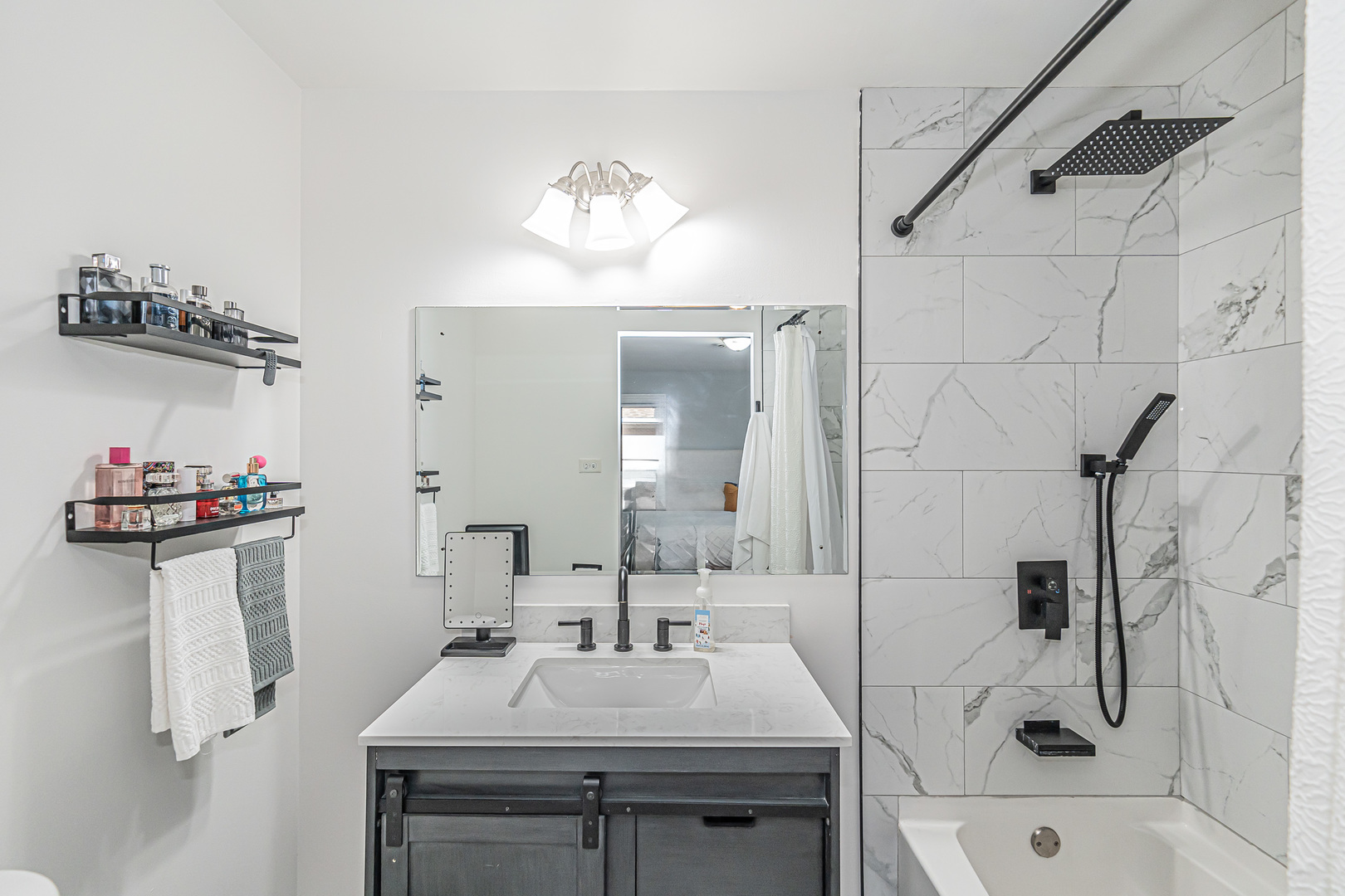 15232 Oak Road Oak Forest, IL 60452 - Photo 15 of 31 Gallery Image 15
