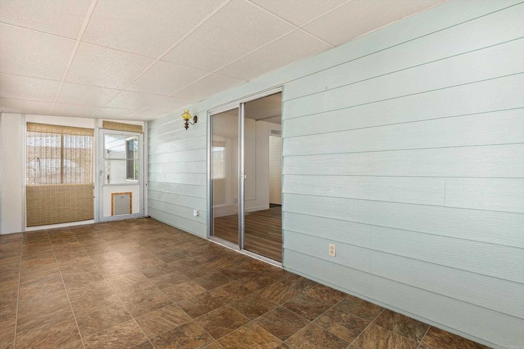 650 South Rancho Santa Fe Road, Unit 312 San Marcos, CA 92078 - Photo 20 of 53 an empty room with cabinet and mirrors