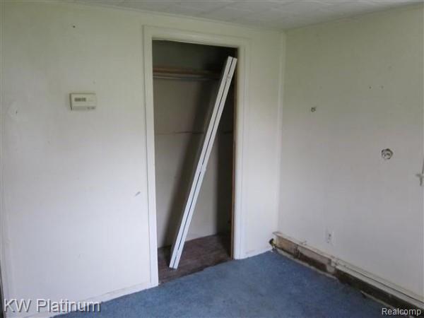 2093 Michigan Road Port Huron, MI 48060 - Photo 11 of 15 Michigan2093bed - Copy - Copy.jpg