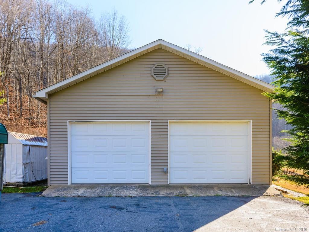 2240 Roaring Fork Road Mars Hill, NC 28754 - Photo 21 of 24 Gallery Image 21