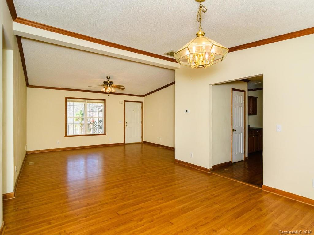 2240 Roaring Fork Road Mars Hill, NC 28754 - Photo 5 of 24 Gallery Image 5