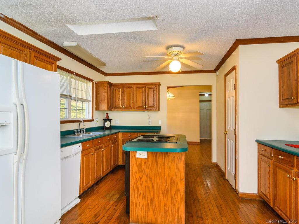2240 Roaring Fork Road Mars Hill, NC 28754 - Photo 7 of 24 Gallery Image 7