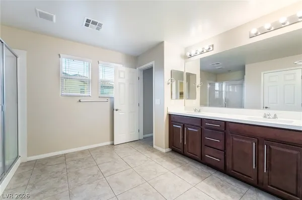 $2,595 | 121 Pictor Avenue, Las Vegas, NV 89183