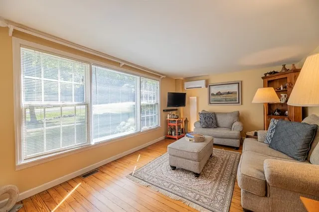 $375,000 | 528 Highway 121, Windham, VT 05148