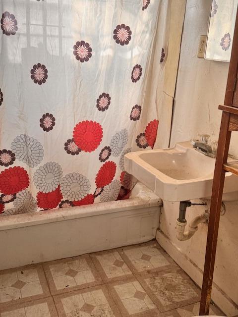 1027 East 35th Place Gary, IN 46409 - Photo 4 of 7
