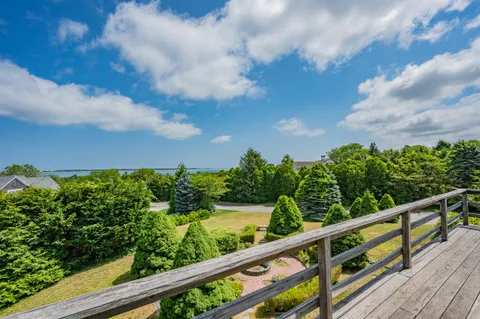 $1,795,000 | 93 Harris Meadow Lane, Barnstable, MA 02630