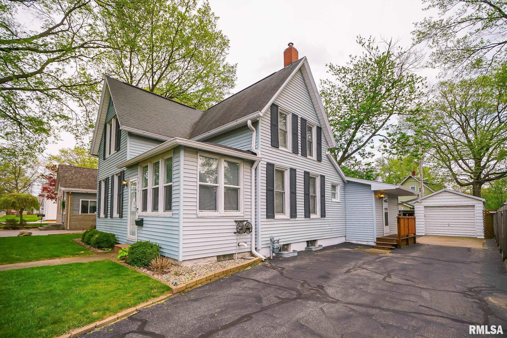 914 Henrietta Street Pekin, IL 61554 - Photo 3 of 61