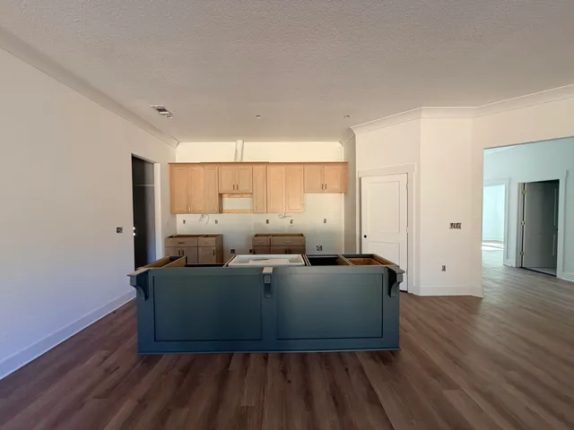 $739,900 | 324 Hillcrest Avenue, Valparaiso, FL 32580