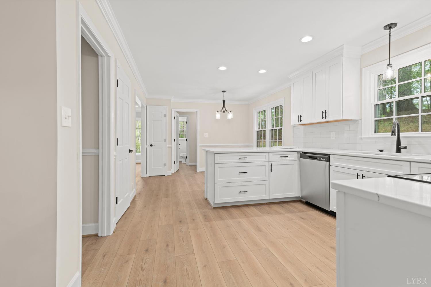 2252 Coffee Road Lynchburg, VA 24503 - Photo 28 of 93