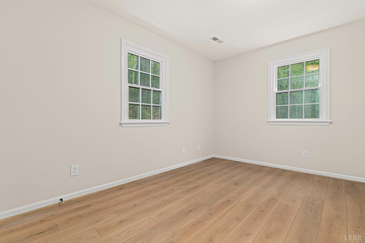 2252 Coffee Road Lynchburg, VA 24503 - Photo 72 of 93 an empty room with a window