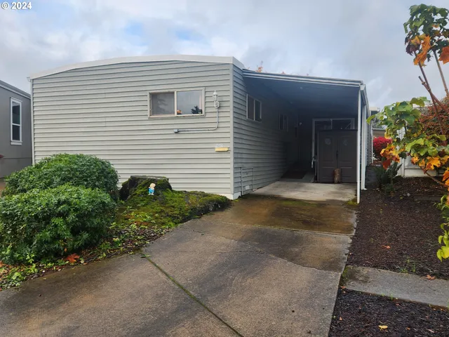 $49,900 | 11602 Southwest Royal Villa Drive, Tigard, OR 97224