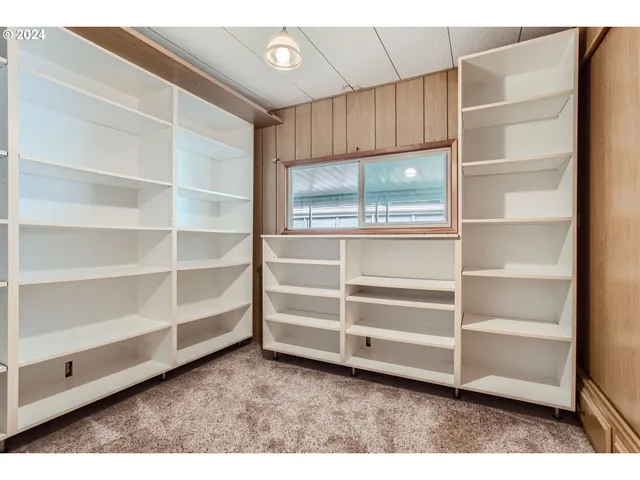 $49,900 | 11602 Southwest Royal Villa Drive, Tigard, OR 97224