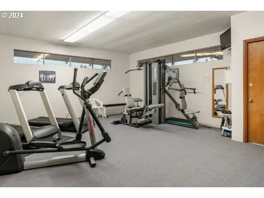 $49,900 | 11602 Southwest Royal Villa Drive, Tigard, OR 97224