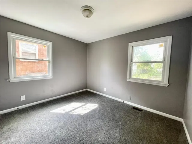 $1,195 | 2119 Joe Louis Avenue, Greensboro, NC 27401