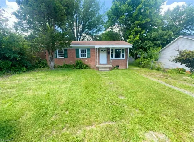 $1,195 | 2119 Joe Louis Avenue, Greensboro, NC 27401