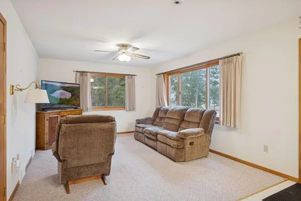 $2,175,000 | 12553 North Pelican Lane, Merrifield, MN 56465