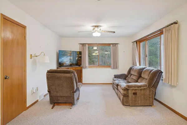 $2,175,000 | 12553 North Pelican Lane, Merrifield, MN 56465