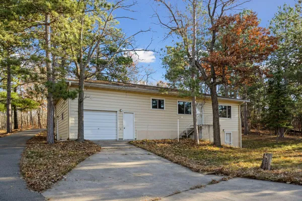 $2,175,000 | 12553 North Pelican Lane, Merrifield, MN 56465