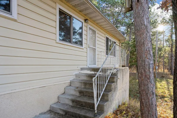 $2,175,000 | 12553 North Pelican Lane, Merrifield, MN 56465