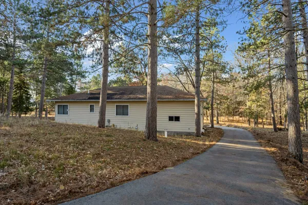 $2,175,000 | 12553 North Pelican Lane, Merrifield, MN 56465