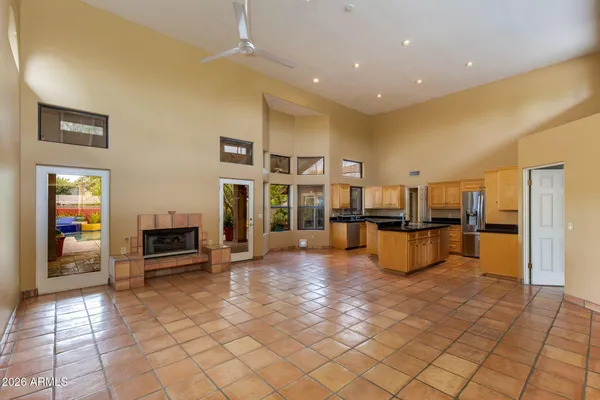 $1,100,000 | 1569 West El Caminito Drive, Phoenix, AZ 85021