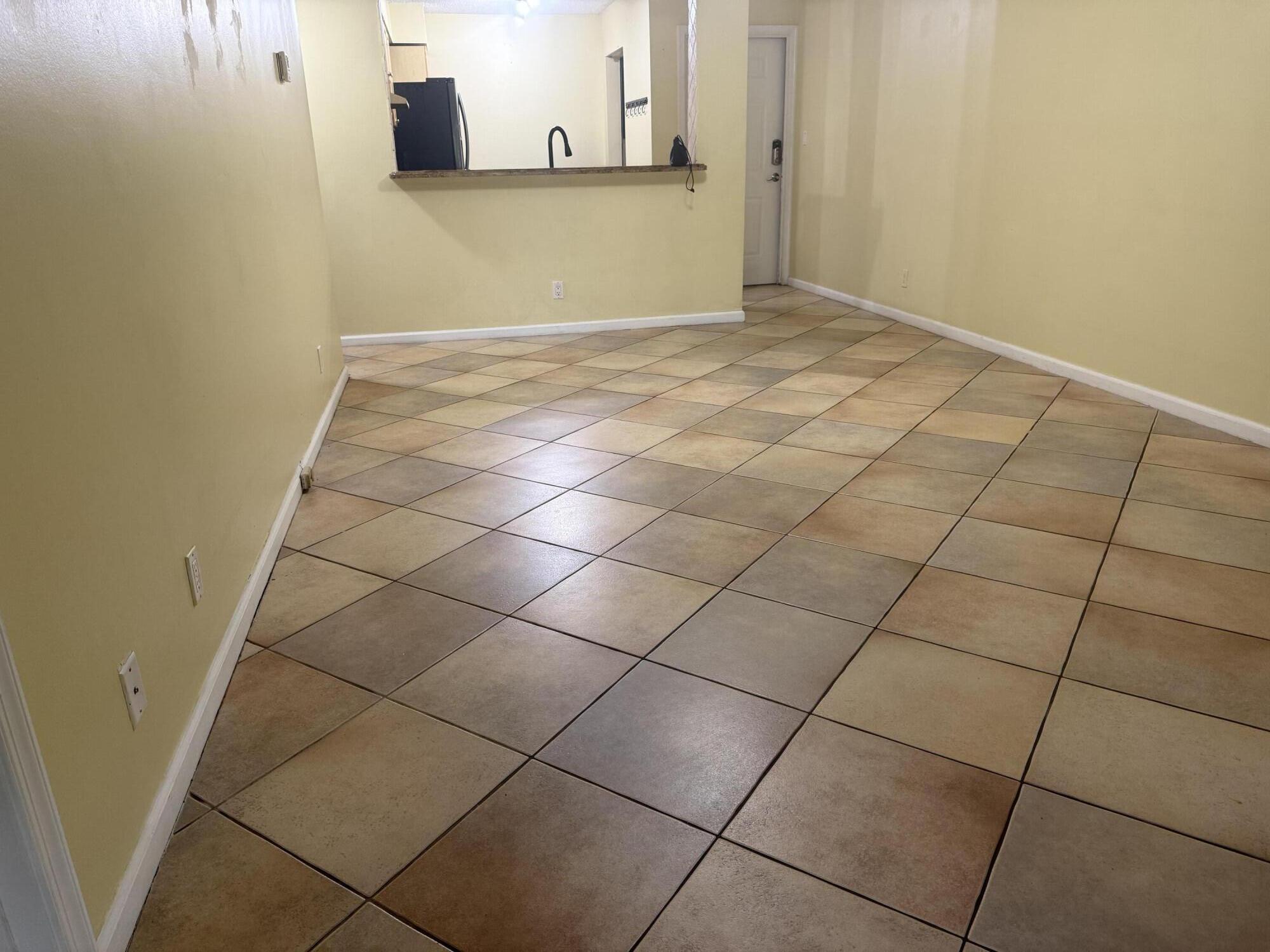 3130 Millwood Terrace, Unit 1110 Boca Raton, FL 33431 - Photo 3 of 18 IMG_3951