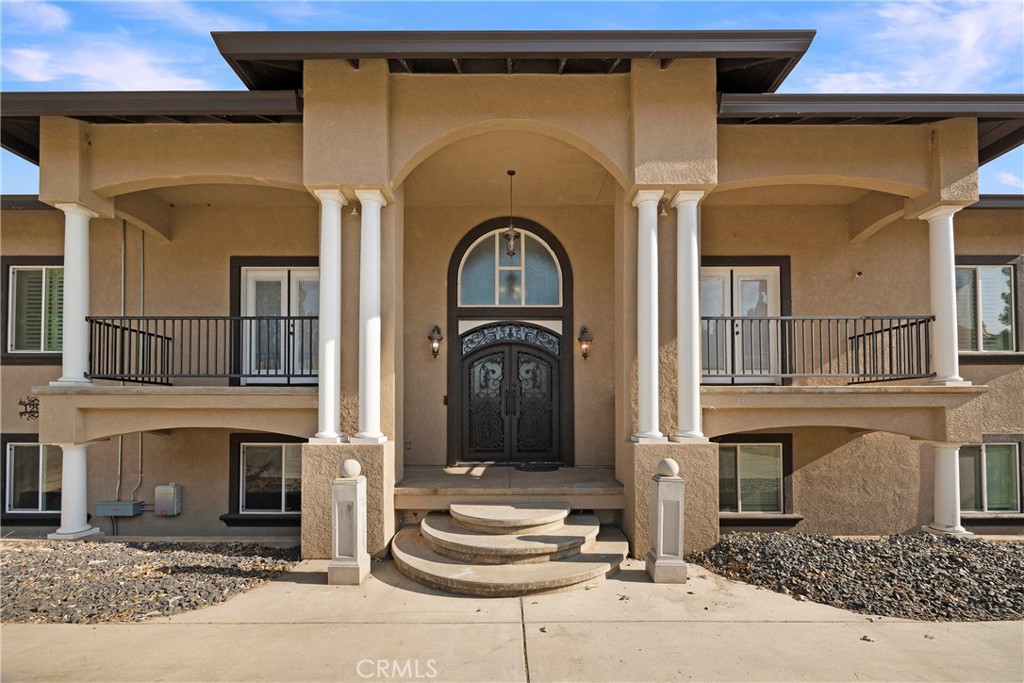 129 Valley Ridge Drive Paradise, CA 95969 - Photo 14 of 66 a front view of a house with garden