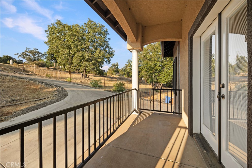 129 Valley Ridge Drive Paradise, CA 95969 - Photo 51 of 66 a view of a balcony with wooden floor