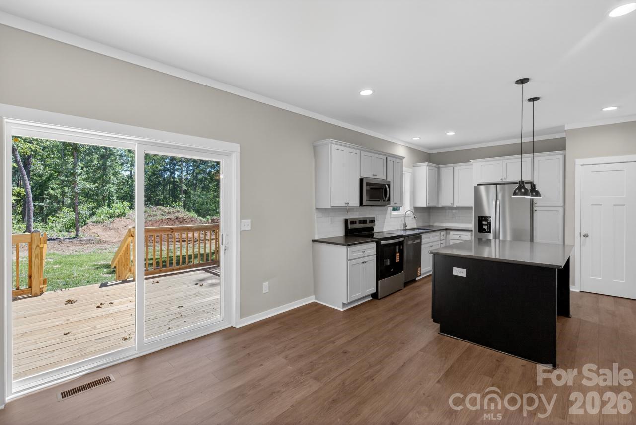 159 Evenfall Lane Columbus, NC 28722 - Photo 8 of 40