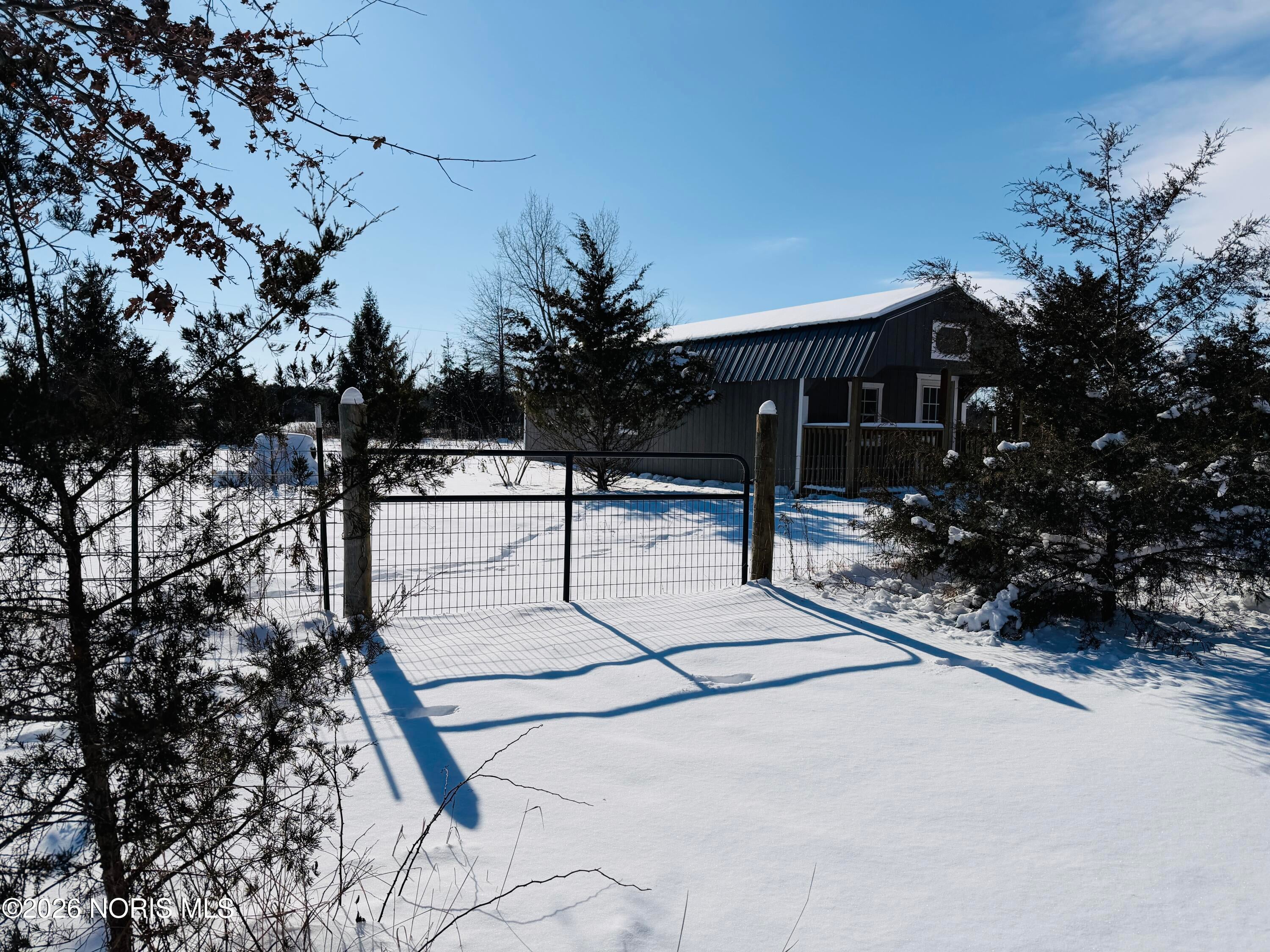 4515 Glenburg Road Defiance, OH 43512 - Photo 28 of 29 Small Fenced Pasture