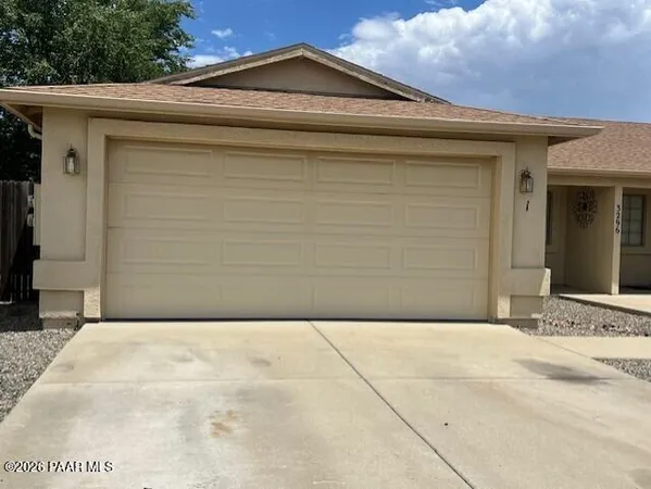 $1,695 | 3296 North Bumblebee Drive, Unit A, Prescott Valley, AZ 86314