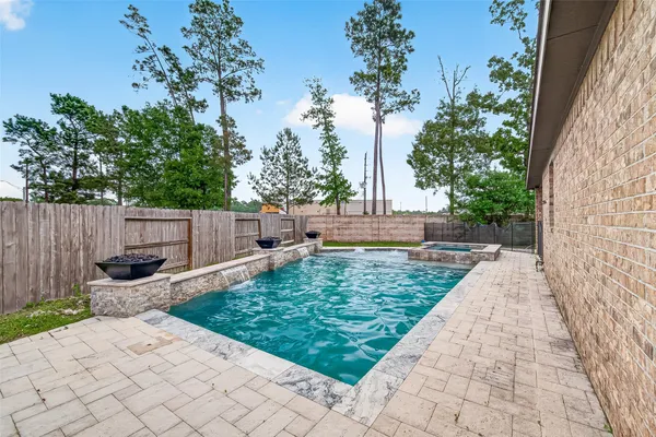 $442,000 | 3854 Fleetwood Falls Lane, Spring, TX 77386
