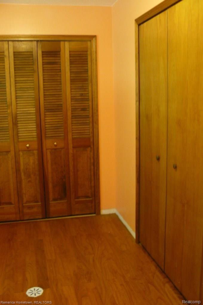 11127 Culver Road Brighton, MI 48114 - Photo 23 of 23 P1020146.jpg